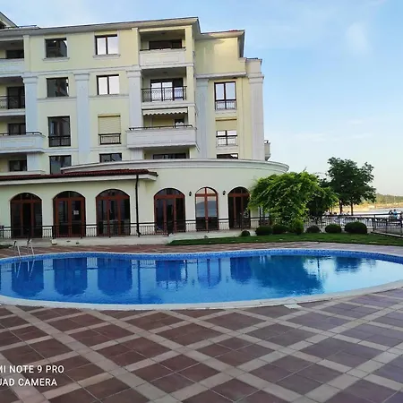 Apartament Poemia- Sea View, Free Parking, Complex Carpe Diem