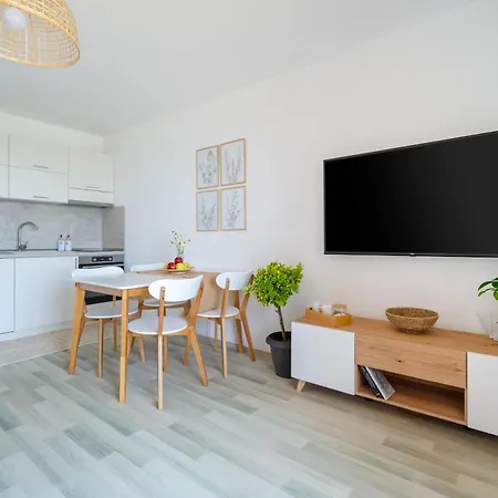 Poemia- Sea View, Free Parking, Complex Carpe Diem * Baltjik