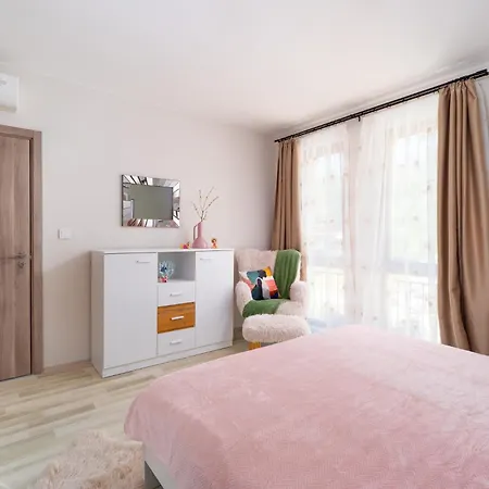 Apartament Poemia- Sea View, Free Parking, Complex Carpe Diem *