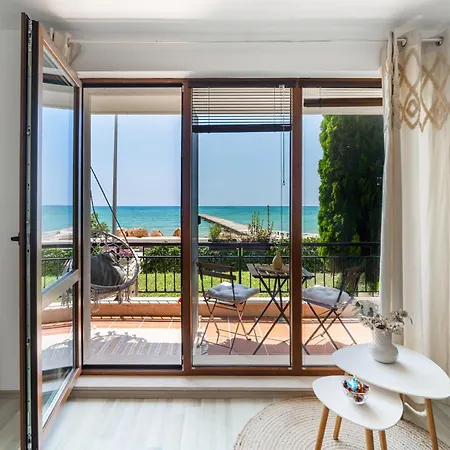 Poemia- Sea View, Free Parking, Complex Carpe Diem Apartament Balcic