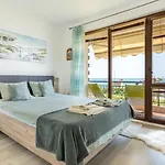 Poemia- Sea View, Free Parking, Complex Carpe Diem Балчик
