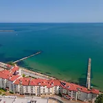 Апартамент Poemia- Sea View, Free Parking, Complex Carpe Diem