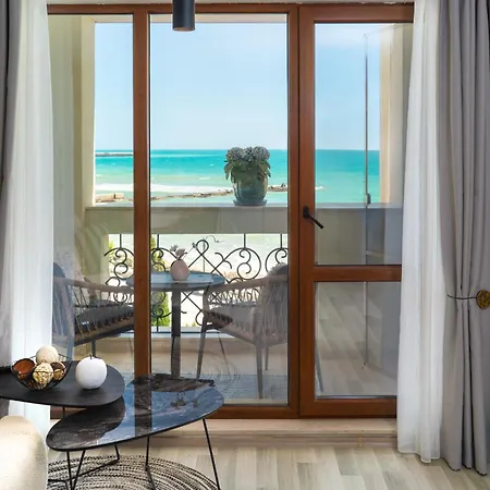 Poemia- Sea View, Free Parking, Complex Carpe Diem *
