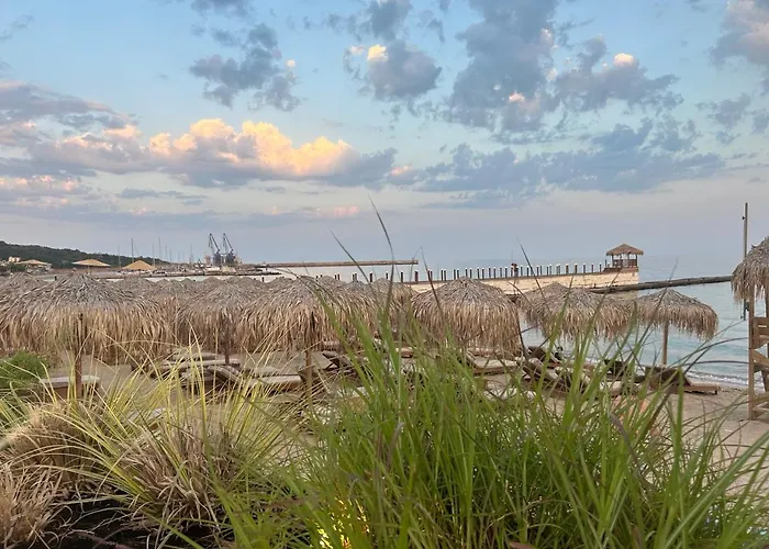 Poemia- Sea View, Free Parking, Complex Carpe Diem Apartman Balcsik