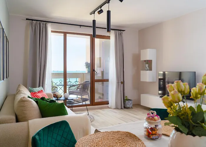 Poemia- Sea View, Free Parking, Complex Carpe Diem Apartament *